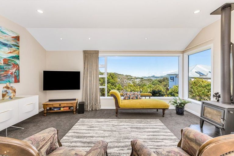 Photo of property in 33a Nevay Road, Miramar, Wellington, 6022