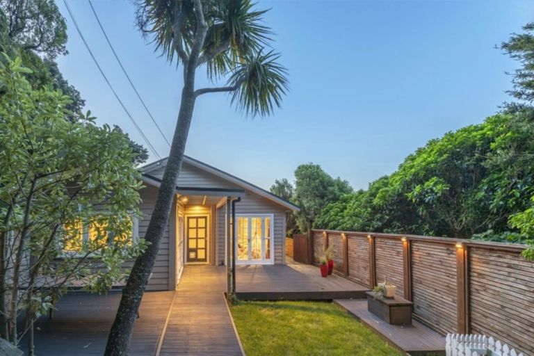 Photo of property in 81 Sefton Street, Wadestown, Wellington, 6012