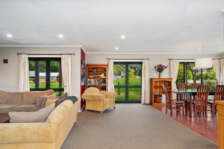 Photo of property in 2 Mathias Terrace, Arthurs Point, Queenstown, 9371