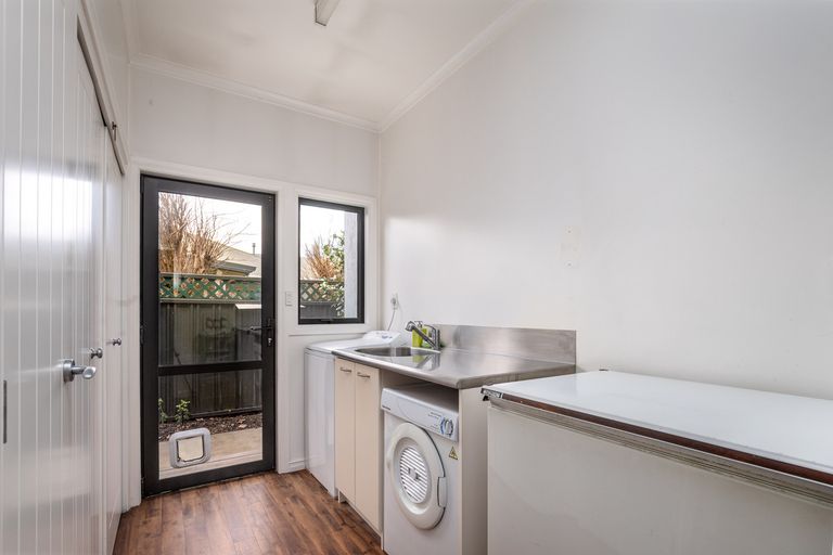 Photo of property in 6 Spruce Close, Alexandra, 9320