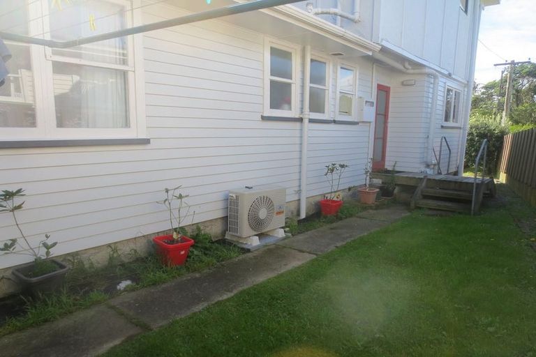 Photo of property in 60 Beazley Avenue, Paparangi, Wellington, 6037