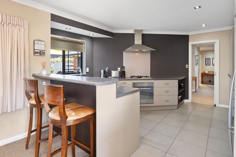 Photo of property in 27a Knowles Street, Terrace End, Palmerston North, 4410