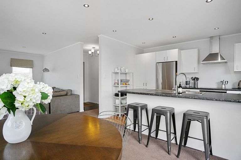 Photo of property in 60b Raleigh Street, Leamington, Cambridge, 3432