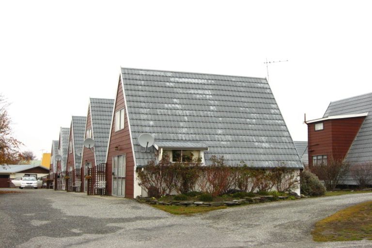 Photo of property in Viking Motel, 21 Inverness Crescent, Arrowtown, 9302