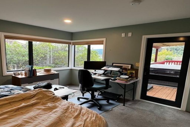 Photo of property in 2b Swainson Street, Naenae, Lower Hutt, 5011