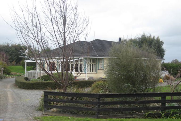 Photo of property in 75 Brooklyn Road, Carterton, 5713