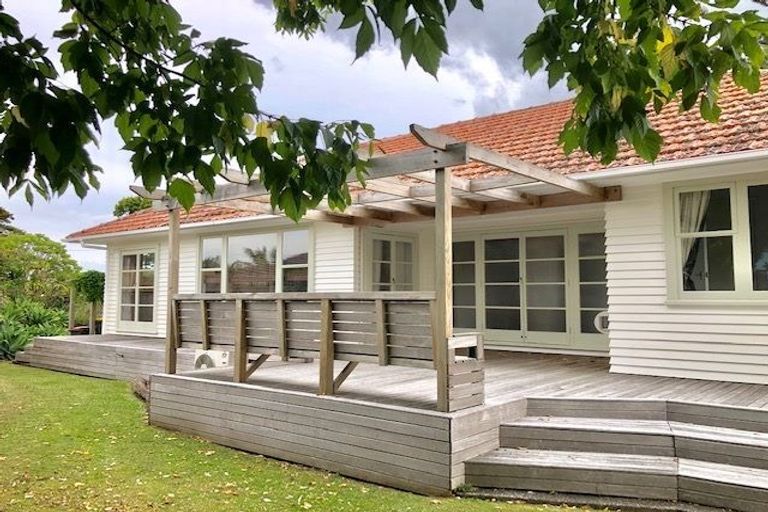 Photo of property in 1/35 Karaka Street, Takapuna, Auckland, 0622