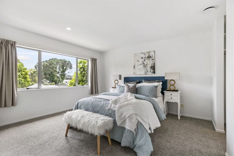 Photo of property in 20a Ludlow Terrace, Totara Vale, Auckland, 0627