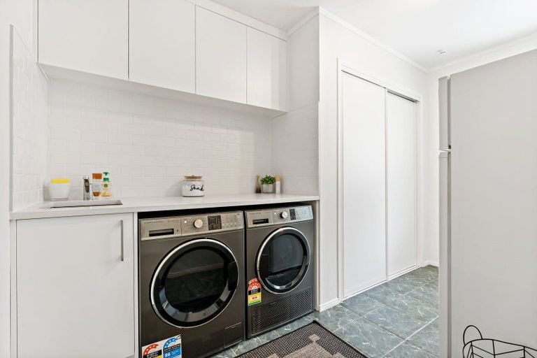 Photo of property in 286 Muriwai Valley Road, Muriwai, Waimauku, 0881