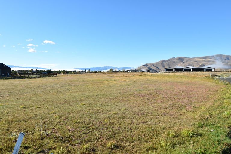 Photo of property in 5 Tussock Crescent, Twizel, 7901