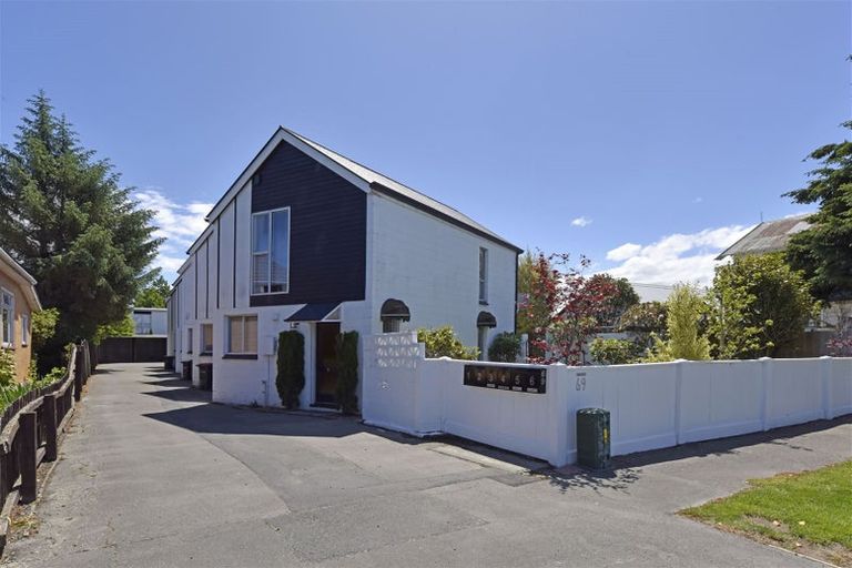 Photo of property in 3/69 Thackeray Place, Waltham, Christchurch, 8023