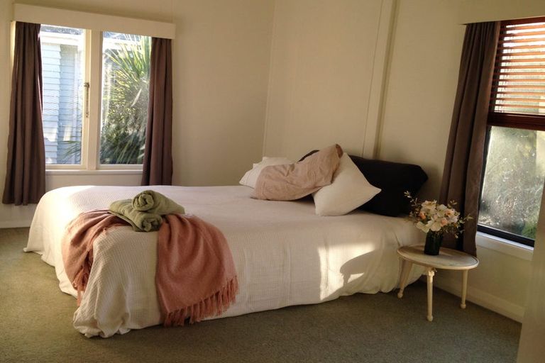 Photo of property in 24 Golf Road, Paraparaumu Beach, Paraparaumu, 5032