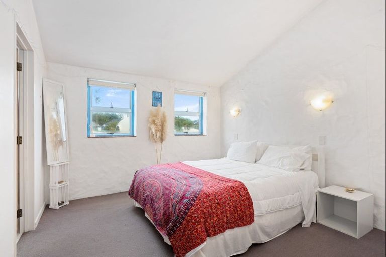 Photo of property in Oceanside Apartments, 25/453 Hibiscus Coast Highway, Orewa, 0931