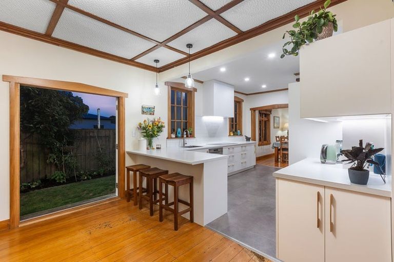Photo of property in 42 Barriball Street, Fitzroy, New Plymouth, 4312