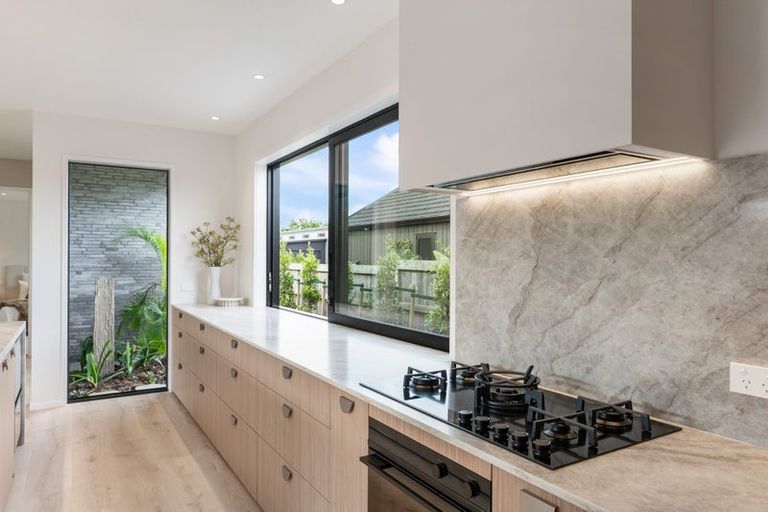 Photo of property in 21 William Gilbert Drive, Mangawhai, 0505