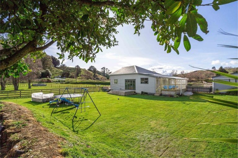 Photo of property in 10 Station Road, Mauriceville, Masterton, 5882