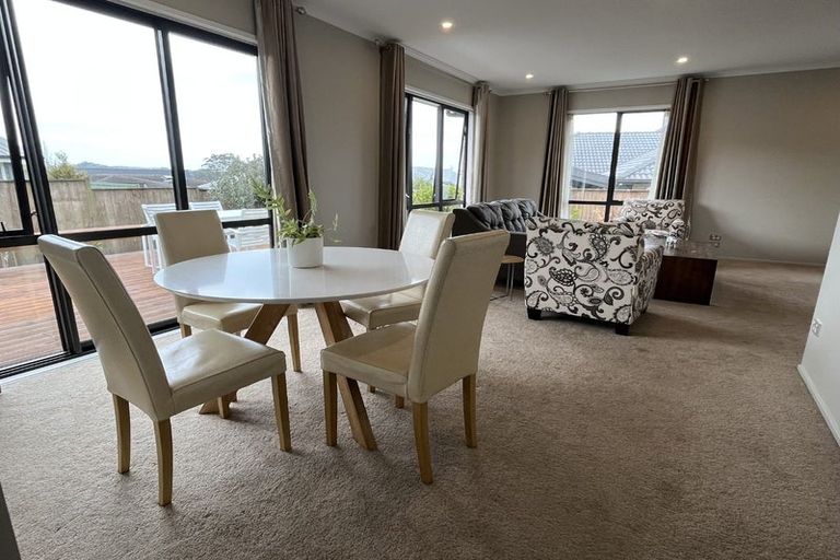 Photo of property in 2 Makaka Lane, Silverdale, 0932