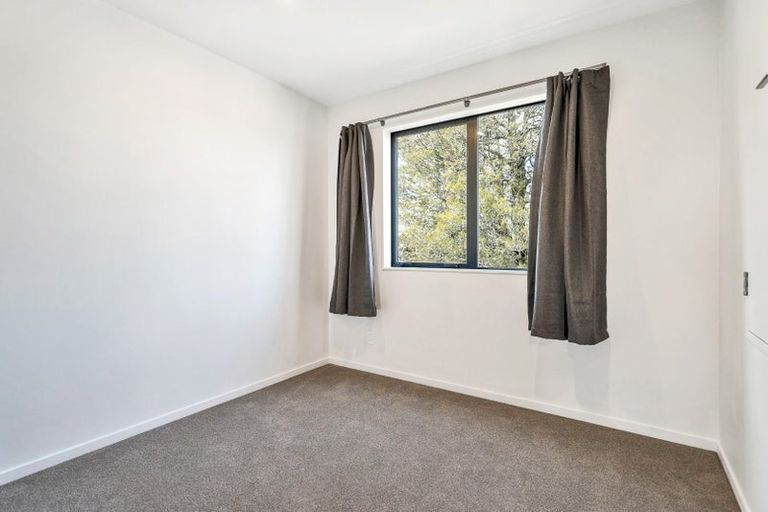 Photo of property in 8/54 Swanson Road, Henderson, Auckland, 0610