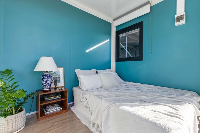 Photo of property in 3/132 Onewa Road, Northcote, Auckland, 0627