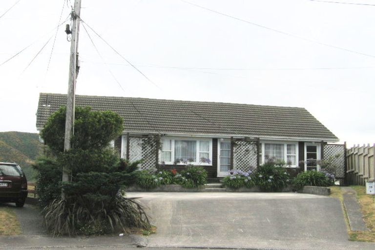 Photo of property in 19 Baffin Grove, Kingston, Wellington, 6021