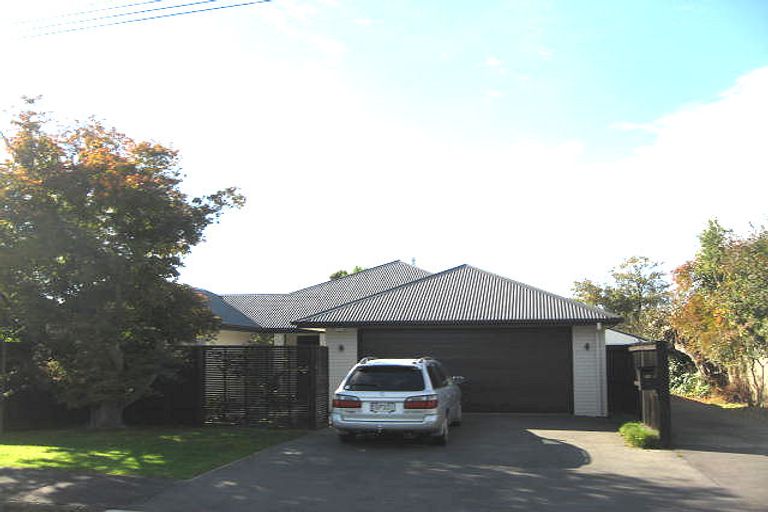 Photo of property in 82a Bryndwr Road, Bryndwr, Christchurch, 8052