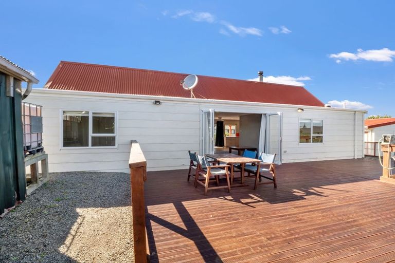 Photo of property in 10 Taonui Street, Waitarere Beach, Levin, 5510