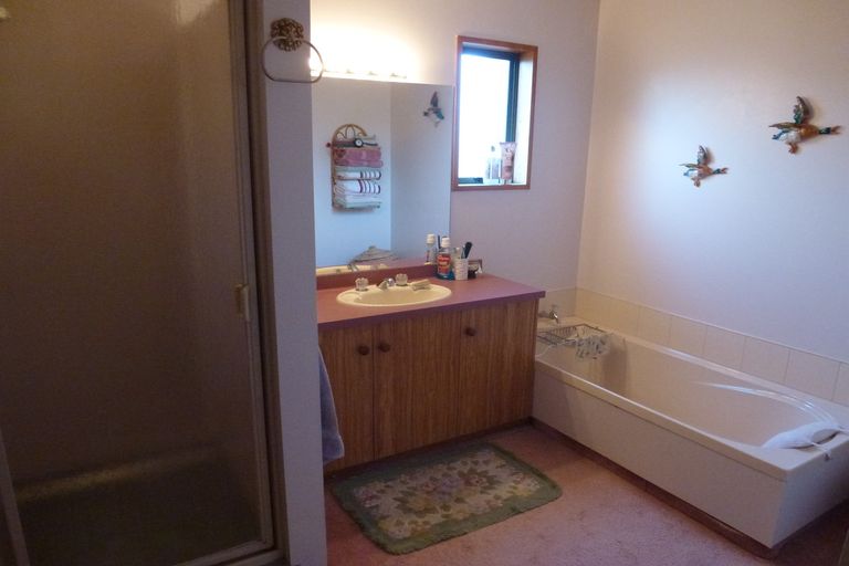 Photo of property in 163 Manuherikia Road, Letts Gully, Alexandra, 9393