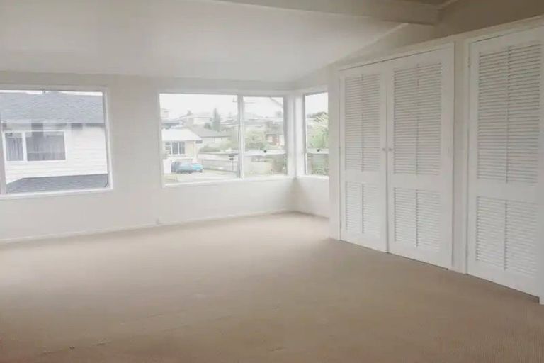 Photo of property in 24 Ayr Road, Pakuranga, Auckland, 2010