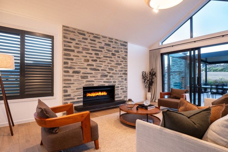 Photo of property in 10 Kahiwi Drive, Lower Shotover, Queenstown, 9304