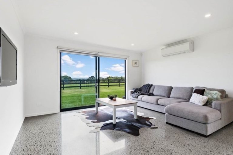 Photo of property in 125 Wharf Road, Clarks Beach, Pukekohe, 2679