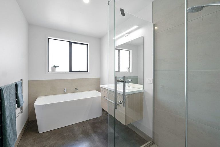 Photo of property in 10 Northpoint Way, Bell Block, New Plymouth, 4312