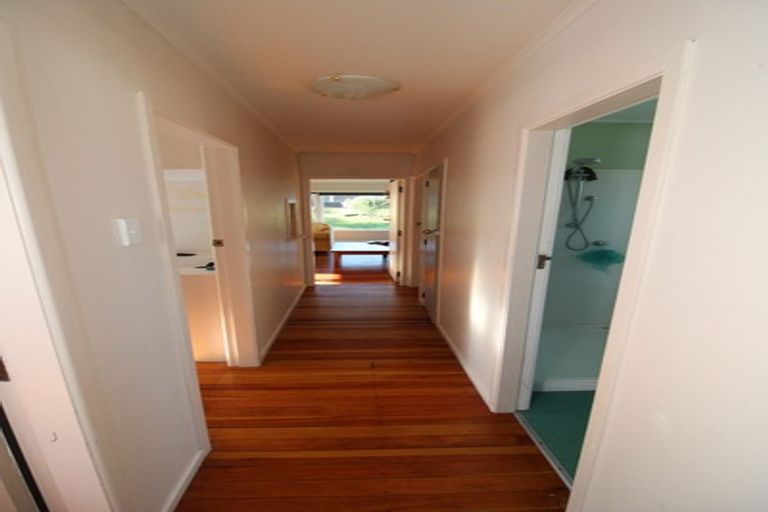 Photo of property in 130 Brooklands Road, Brooklands, New Plymouth, 4310