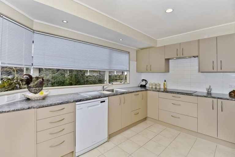 Photo of property in 283 Royal Road, Massey, Auckland, 0614