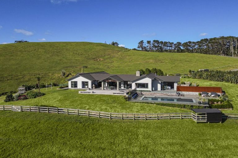 Photo of property in 252 Fletcher Road, Waimauku, 0881