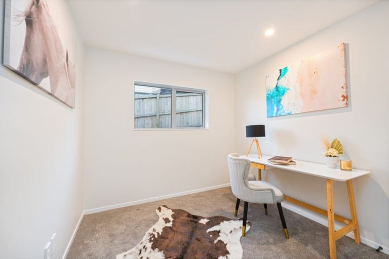 Photo of property in 10 Vino Cina Heights, Ranui, Auckland, 0612