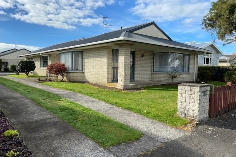 Photo of property in 163 Carrington Street, Lower Vogeltown, New Plymouth, 4310