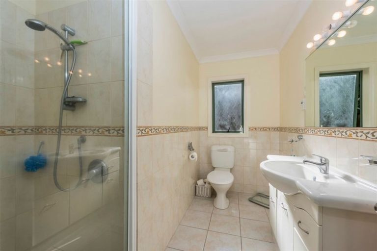 Photo of property in 153c Hobsonville Road, West Harbour, Auckland, 0618