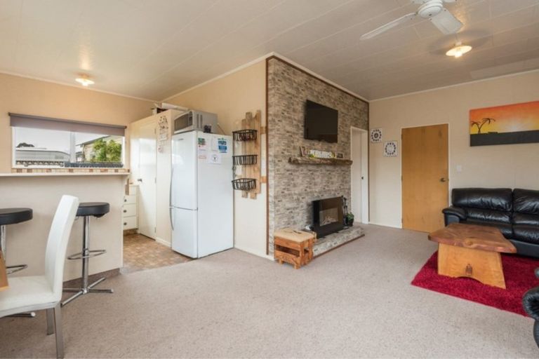 Photo of property in 10b Windlesham Place, Wakefield, 7025