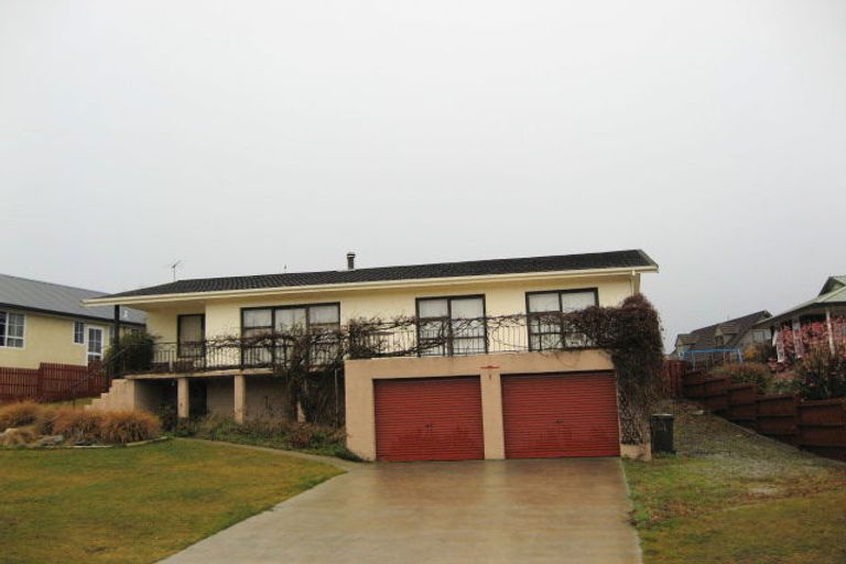 Photo of property in 70 Newcastle Street, Clyde, 9330
