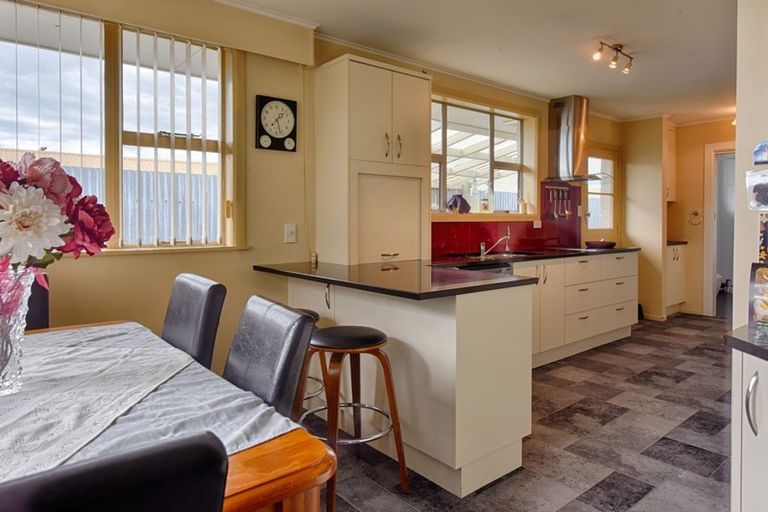 Photo of property in 90 Kitchener Street, Gore, 9710