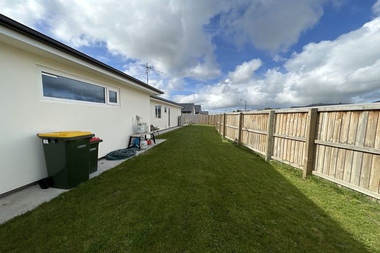 Photo of property in 19a Lewis Crescent, Rolleston, 7614