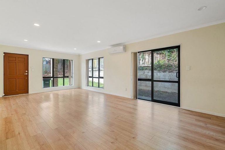 Photo of property in 5d Motatau Road, Papatoetoe, Auckland, 2025