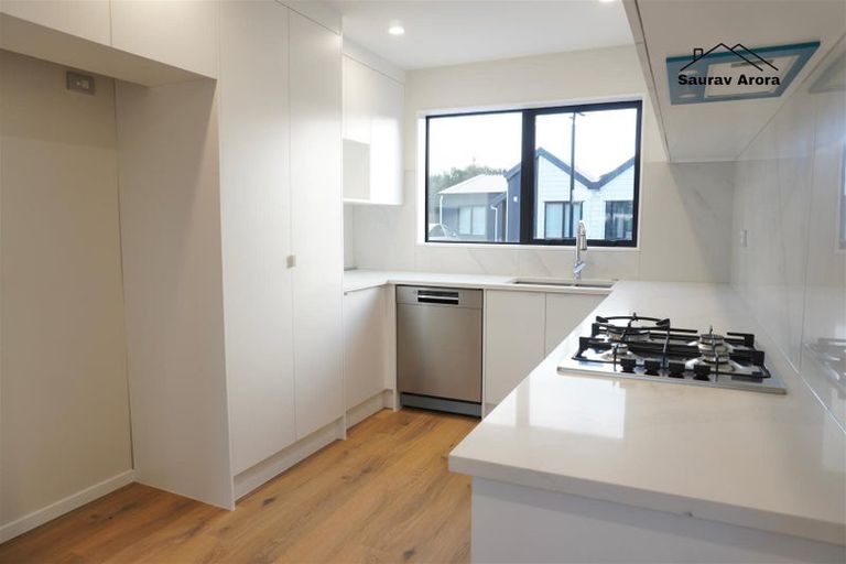 Photo of property in 77 Kaha Road, Papakura, 2110