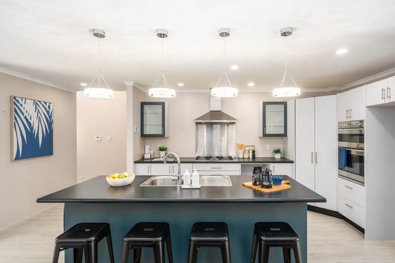 Photo of property in 4 Handly Grove, Churton Park, Wellington, 6037