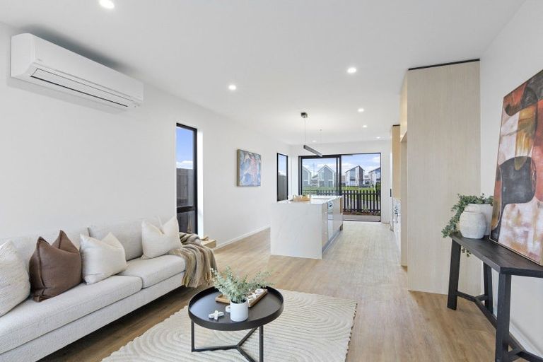 Photo of property in 5 Monsaraz Boulevard, Halswell, Christchurch, 8025