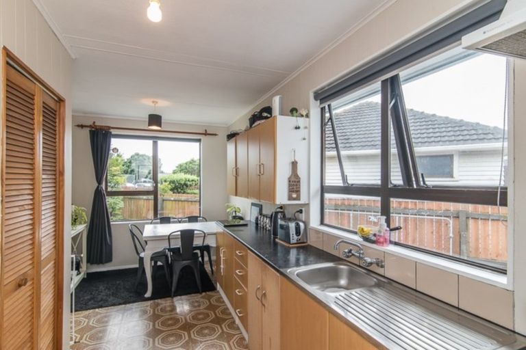 Photo of property in 44 Percival Road, Paraparaumu Beach, Paraparaumu, 5032