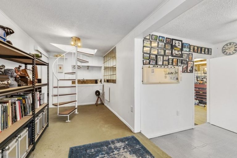 Photo of property in 59 Bird Grove, Stokes Valley, Lower Hutt, 5019