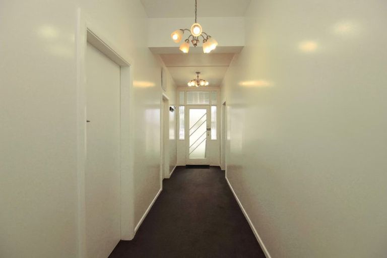 Photo of property in 3 Central Terrace, Alicetown, Lower Hutt, 5010