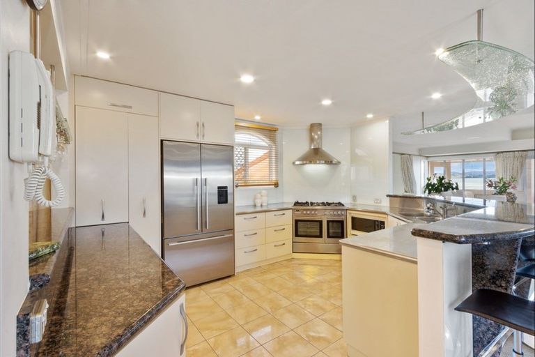 Photo of property in 14 Charles Street, Westshore, Napier, 4110