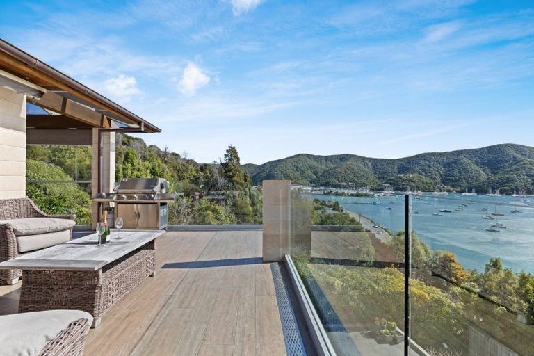 Photo of property in 362b Waikawa Road, Waikawa, Picton, 7220